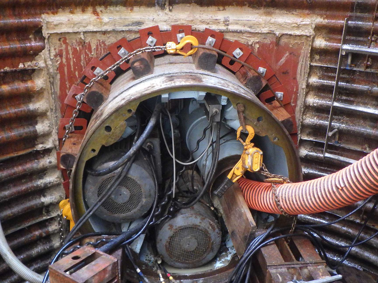 浜辺遮集幹線築造工事（その４）